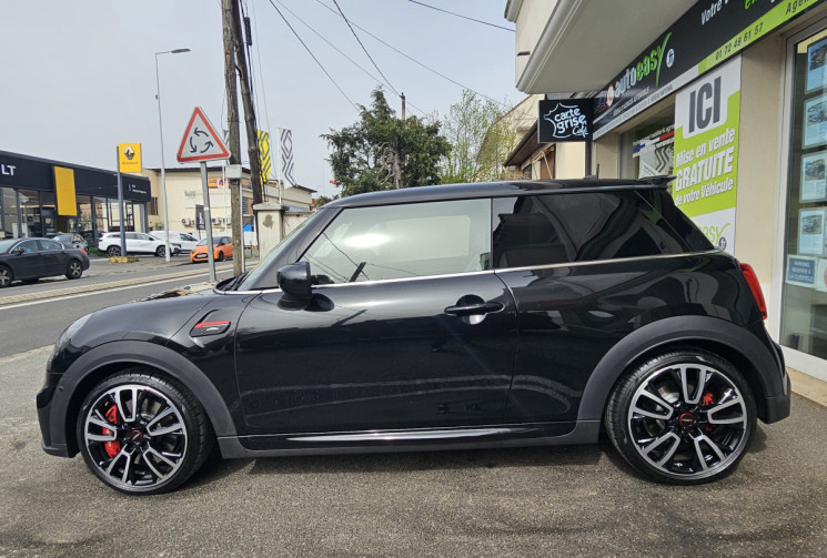 Mini MINI JOHN COOPER WORKS  3 Portes JCW 2.0 i 16V 231 cv Boîte auto