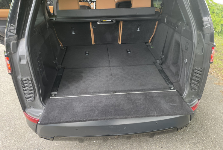 Land-Rover Discovery  2.0 TD4 4WD HSE LUXURY 7 PLACES 180 SUIVI COMPLET LAND ROVER
