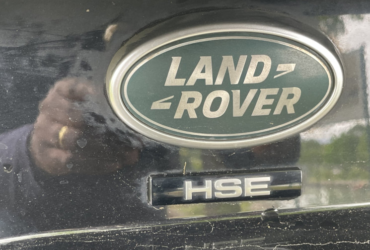 Land-Rover Discovery  2.0 TD4 4WD HSE LUXURY 7 PLACES 180 SUIVI COMPLET LAND ROVER