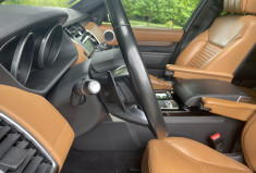 Land-Rover Discovery  2.0 TD4 4WD HSE LUXURY 7 PLACES 180 SUIVI COMPLET LAND ROVER