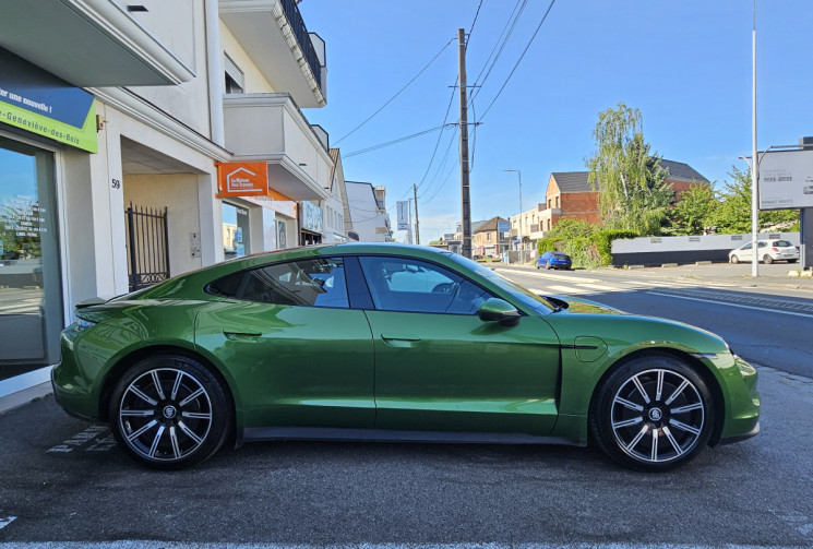 Porsche TAYCAN PORSCHE Taycan Sedan 4S 4X4 530 cv Boîte auto