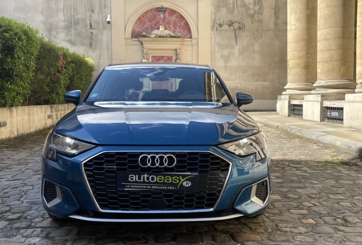 AUDI A3 SPORTBACK ADVANCED 40 TFSI QUATTRO BVA 190  FAIBLE KILOMETRAGE 1ere main 