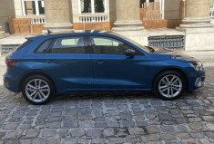 AUDI A3 SPORTBACK ADVANCED 40 TFSI QUATTRO BVA 190  FAIBLE KILOMETRAGE 1ere main 