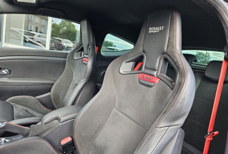 Renault MEGANE III RS 2.0 TURBO 275 TROPHY N°27
