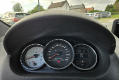Renault MEGANE III RS 2.0 TURBO 275 TROPHY N°27