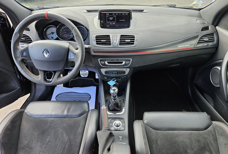 Renault MEGANE III RS 2.0 TURBO 275 TROPHY N°27