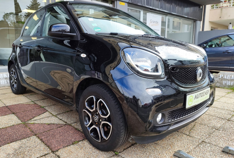 SMART FORFOUR 2 (453) 1.0 i passion 71 cv + Toit ouvrant + siège chauffant