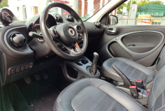 SMART FORFOUR 2 (453) 1.0 i passion 71 cv + Toit ouvrant + siège chauffant