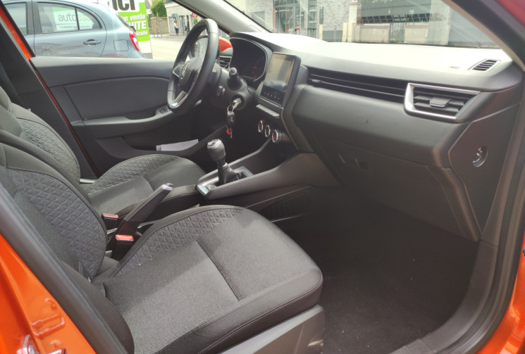 RENAULT CLIO V / 1.0 TCe ZEN 100 cv + Suivi RENAULT