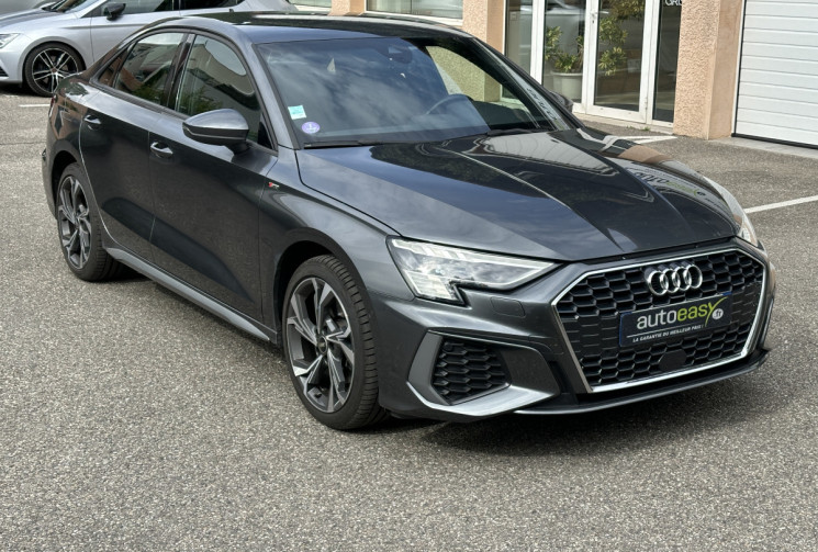 Audi A3 Berline / 35 TFSI / 150 ch / Mild Hybrid / S line / S tronic 7