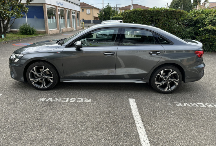 Audi A3 Berline / 35 TFSI / 150 ch / Mild Hybrid / S line / S tronic 7