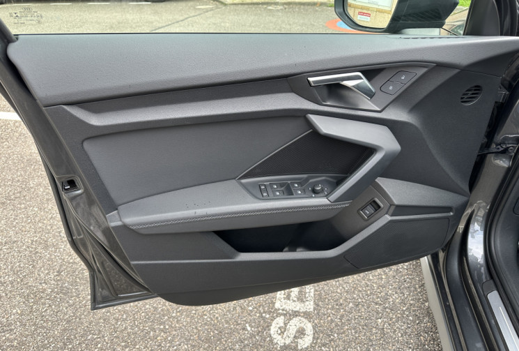 Audi A3 Berline / 35 TFSI / 150 ch / Mild Hybrid / S line / S tronic 7
