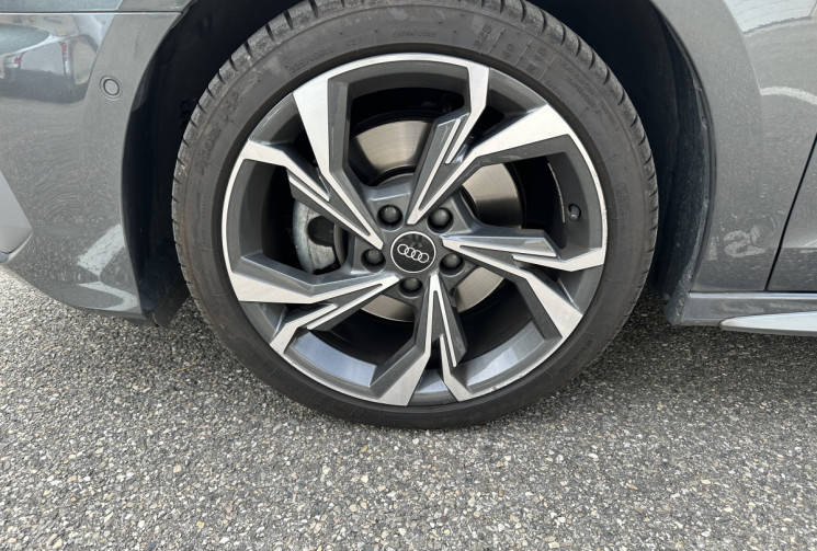 Audi A3 Berline / 35 TFSI / 150 ch / Mild Hybrid / S line / S tronic 7