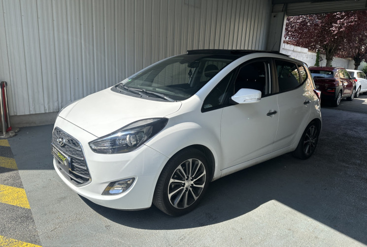 Hyundai ix20 1.6 CRDI 115 toit ouvrant 