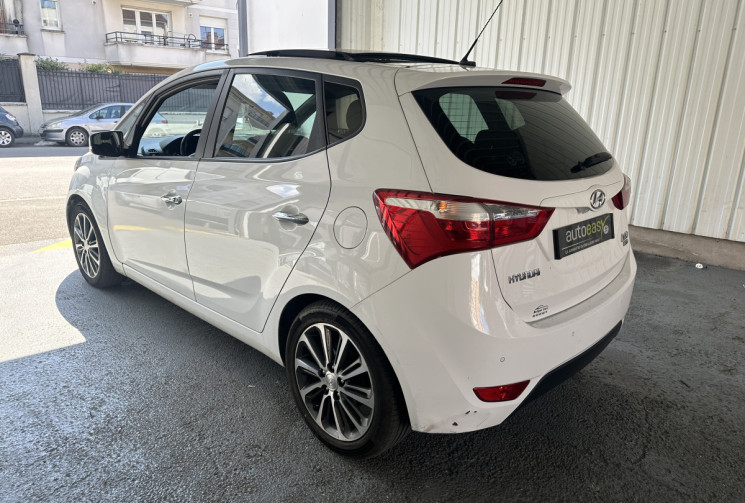 Hyundai ix20 1.6 CRDI 115 toit ouvrant 