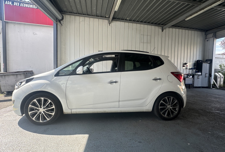 Hyundai ix20 1.6 CRDI 115 toit ouvrant 