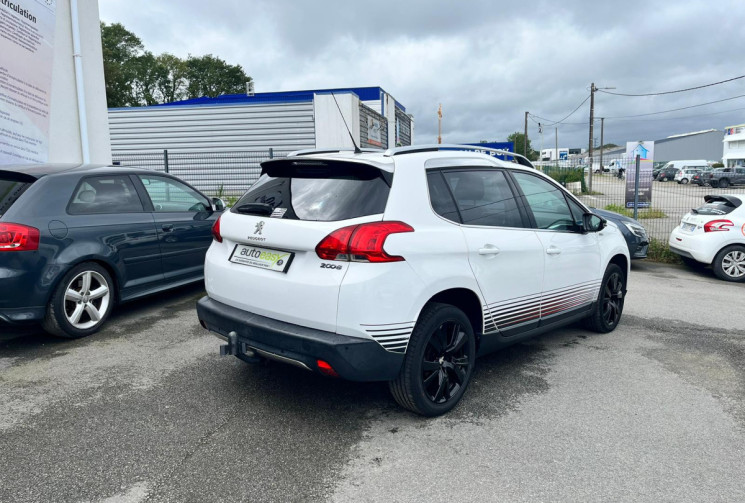 Peugeot 2008 1.2 PURETECH S&S 110 CV URBAN CROSS