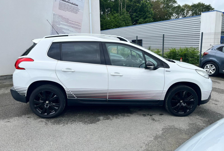 Peugeot 2008 1.2 PURETECH S&S 110 CV URBAN CROSS