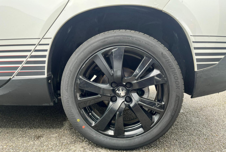 Peugeot 2008 1.2 PURETECH S&S 110 CV URBAN CROSS