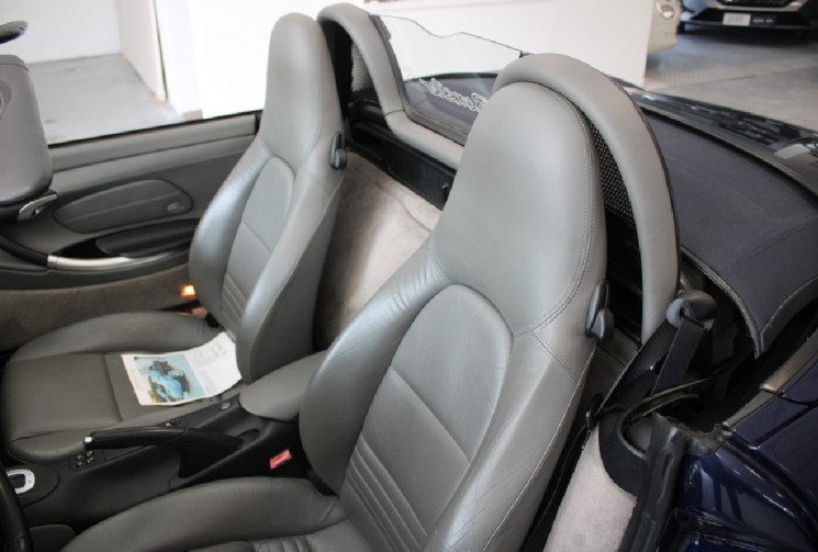Porsche Boxster S 986 Phase 1  3.2 l 252 CV Automatique