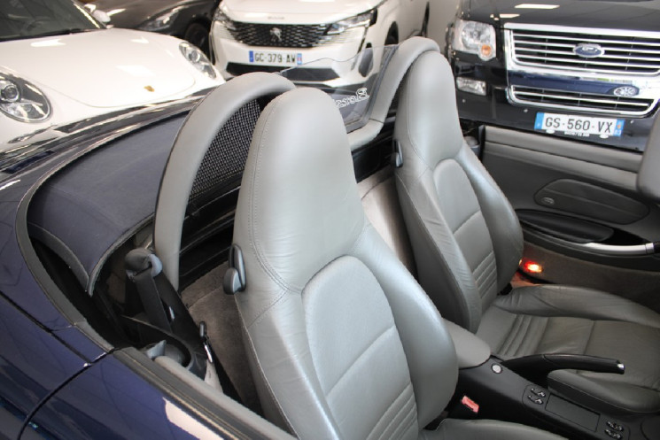 Porsche Boxster S 986 Phase 1  3.2 l 252 CV Automatique