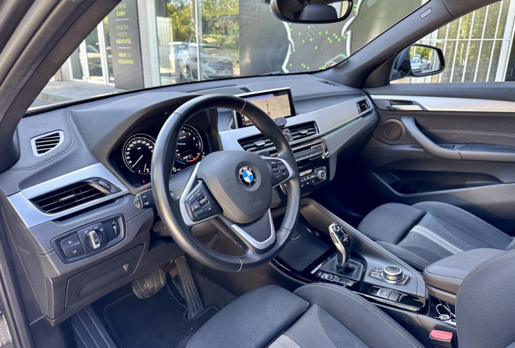 BMW X2 (F39) 18i 136 LOUNGE DCT7 Full Options / Toit ouvrant / Camera / Attelage / GARANTIE 6 MOIS