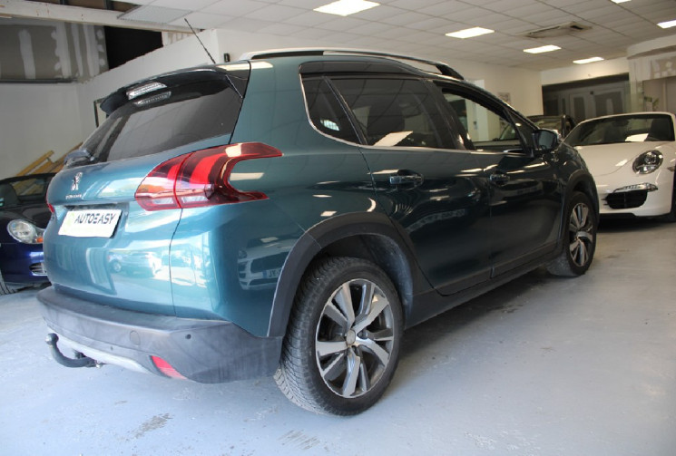 PEUGEOT 2008 1.2 CROSSWAY 110 EAT6 Boite automatique