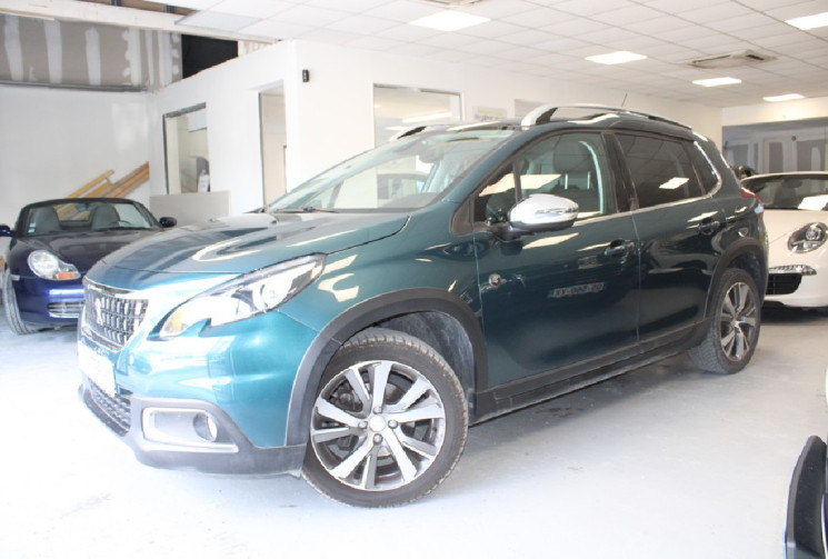 PEUGEOT 2008 1.2 CROSSWAY 110 EAT6 Boite automatique