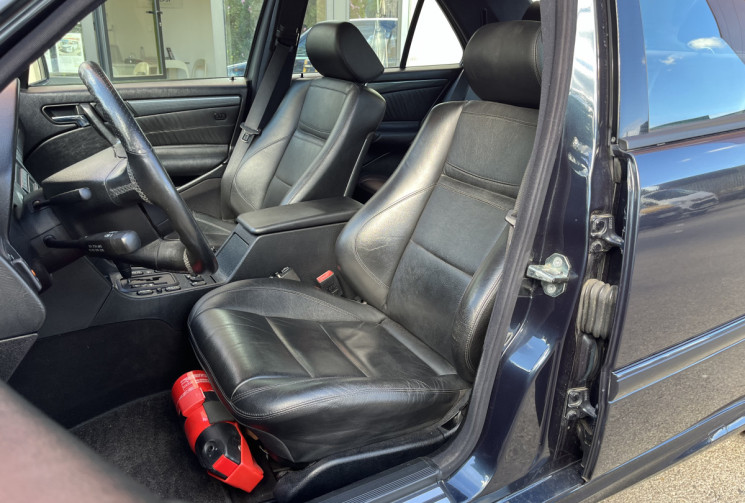 MERCEDES CLASSE C 43 AMG 306cv BA / ÉTAT RARE / 4.2 V8 / Entretien Mercedes / W202 C43 