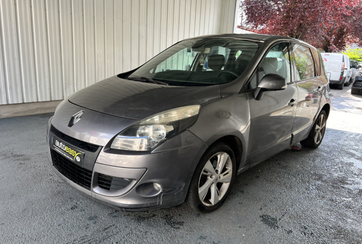 RENAULT SCENIC 1.9 DCi 130