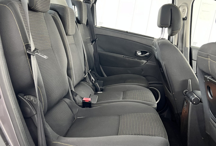 RENAULT SCENIC 1.9 DCi 130