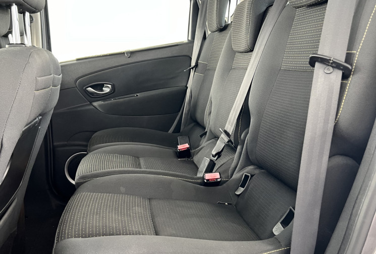 RENAULT SCENIC 1.9 DCi 130