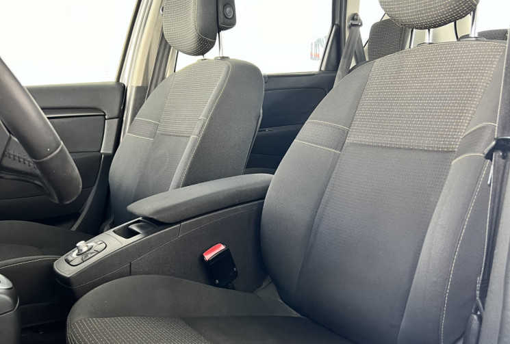 RENAULT SCENIC 1.9 DCi 130