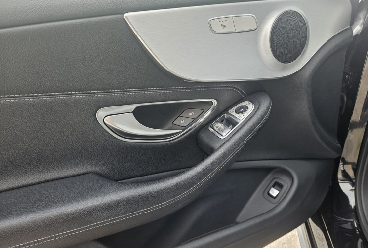 Mercedes CLASSE C COUPE C200 2.0i 185 9G-TRONIC FASCINATION AMG