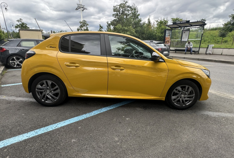 PEUGEOT 208 II 1.2 PureTech 100 cv Boîte auto / Véhicule école