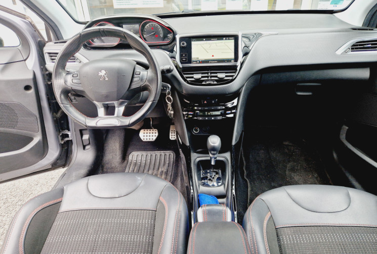 Peugeot 2008 1.2 E6c GT LINE S & S EAT6