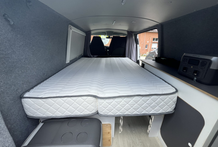 Volkswagen Transporter Aménagé T6.1 BUSINESS LINE + L1H1