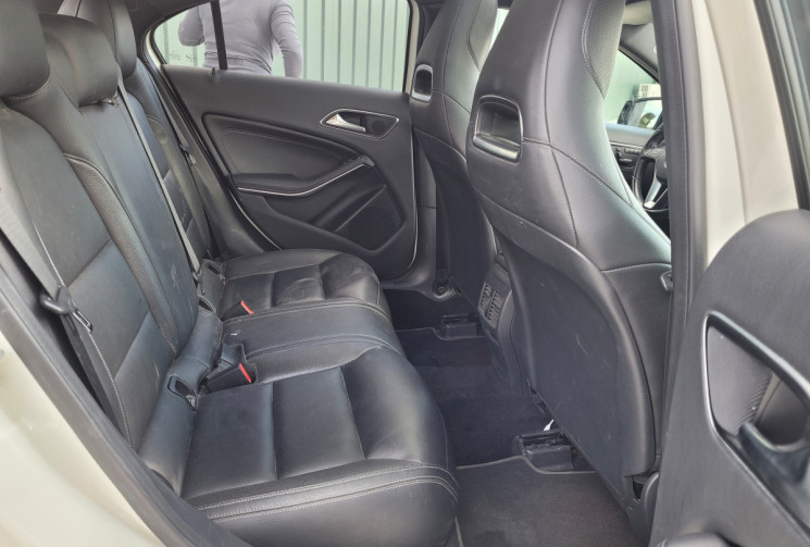 Mercedes CLASSE A 220 CDI BlueEFFICIENCY FASCINATION 7G-DCT