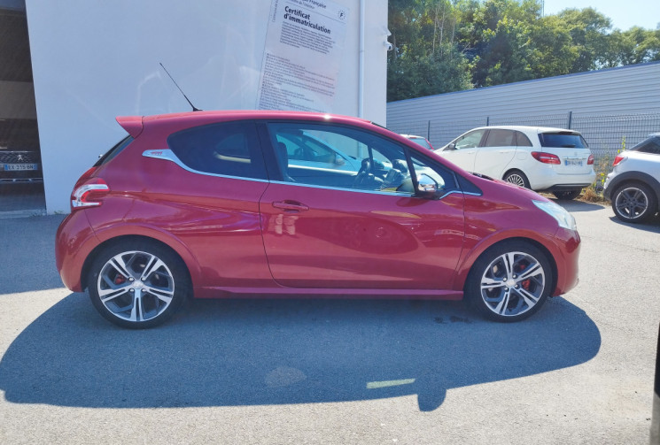 Peugeot 208 I GTI 1.6 THP 200 CV