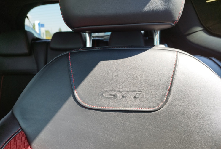 Peugeot 208 I GTI 1.6 THP 200 CV