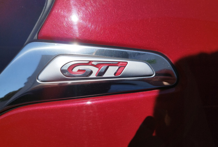 Peugeot 208 I GTI 1.6 THP 200 CV