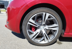 Peugeot 208 I GTI 1.6 THP 200 CV