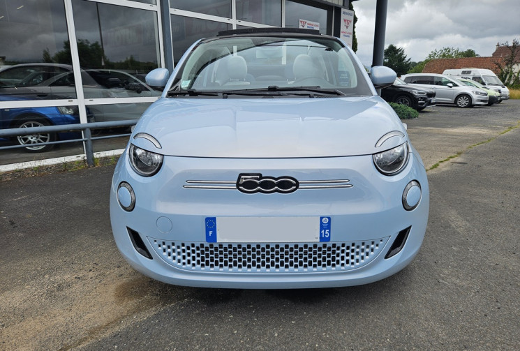 FIAT 500C E II 42KWH 118 ICONE 1°M