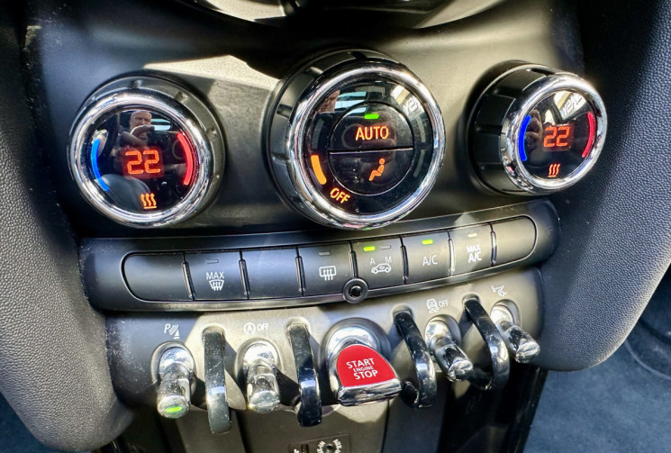 MINI MINI COOPER 1.5 136 Pack CHILI + OPTIONS * Cuir * Toit Ouvrant * Affich. Tête Haute * GRAND GPS