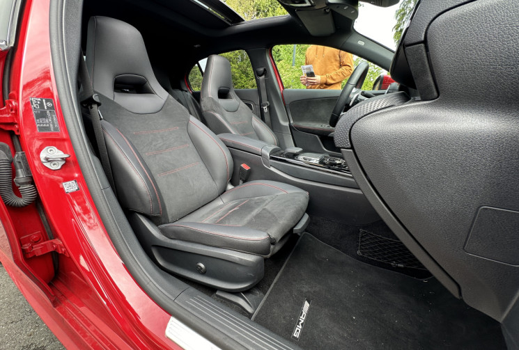 MERCEDES CLASSE A 200 163ch AMG Line 7G-DCT Toit Ouv / Sièges Elec / Caméra 360 / Burnmester