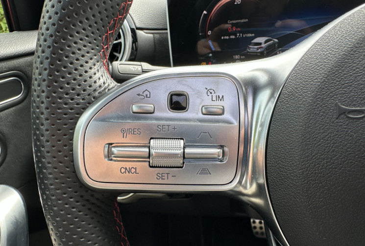 MERCEDES CLASSE A 200 163ch AMG Line 7G-DCT Toit Ouv / Sièges Elec / Caméra 360 / Burnmester
