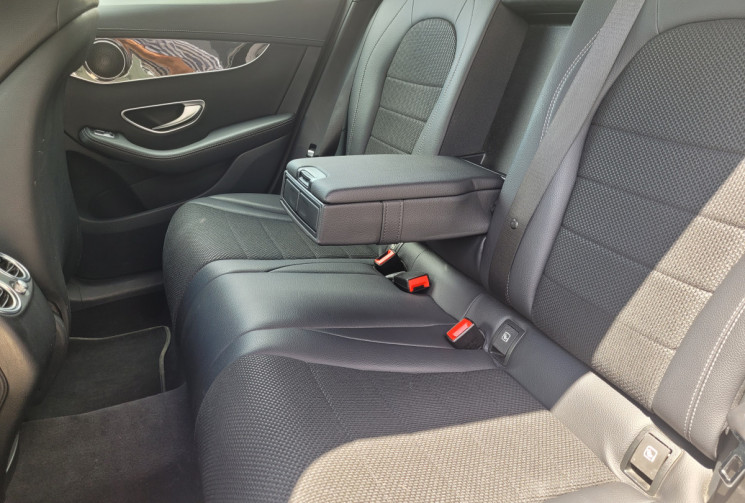 Mercedes GLC 220 d 2.1 d 16V 4MATIC LAUNCH EDITION BlueTEC 9G-Tronic 170 cv Boîte auto
