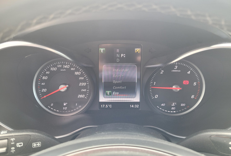 Mercedes GLC 220 d 2.1 d 16V 4MATIC LAUNCH EDITION BlueTEC 9G-Tronic 170 cv Boîte auto