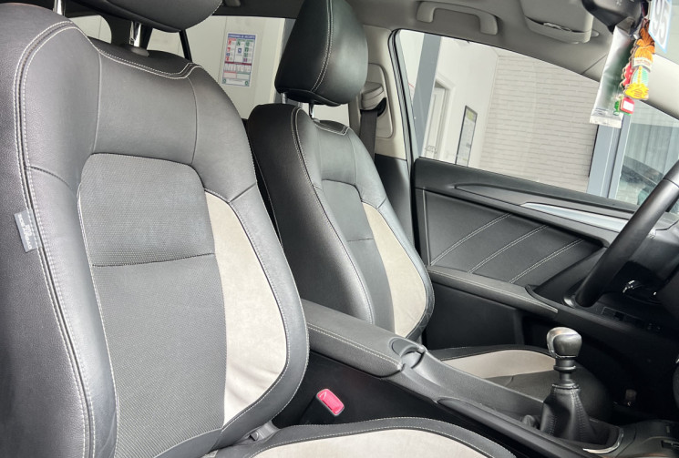 TOYOTA AVENSIS III 1.6 112 EXECUTIVE TOIT PANORAMIQUE 