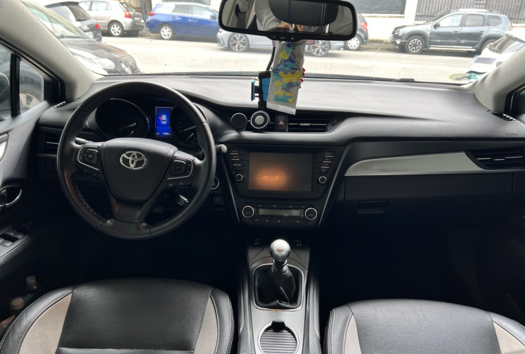 TOYOTA AVENSIS III 1.6 112 EXECUTIVE TOIT PANORAMIQUE 